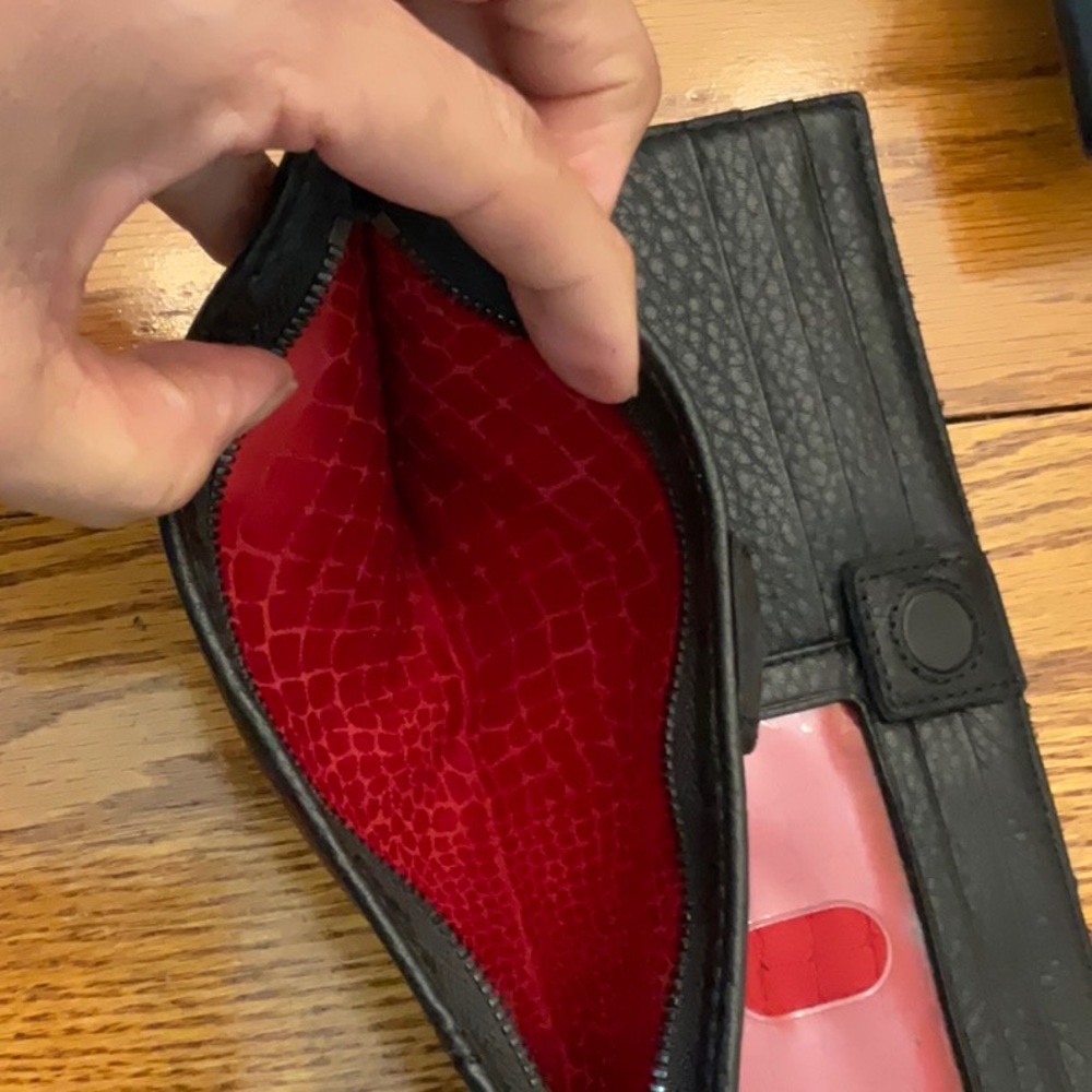 Hammitt wallet